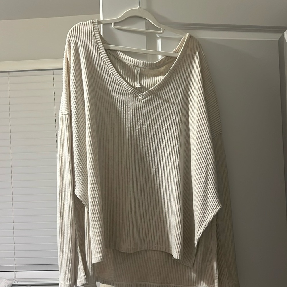 Aritzia long sleeve